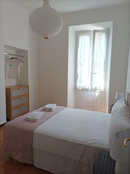 Nuova Casa Aprosio, Centrale E Vicina Al Mare Вентимиля Екстериор снимка